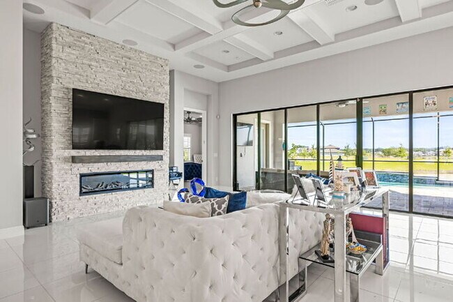 Building Photo - 11014 Rustic Timber Lp