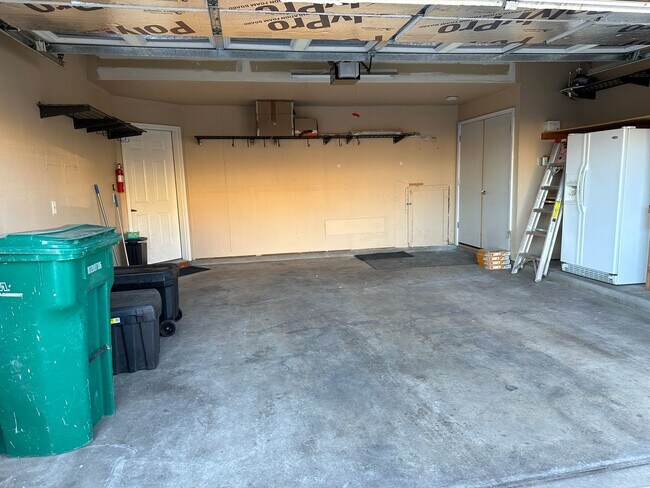 Building Photo - Spacious 3 bedroom townhome near Peterson ...