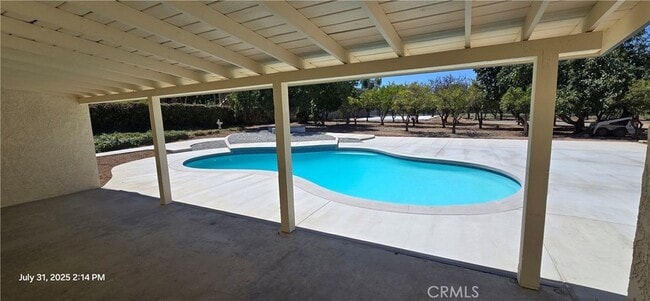 Building Photo - 3024 Sonrisa Dr