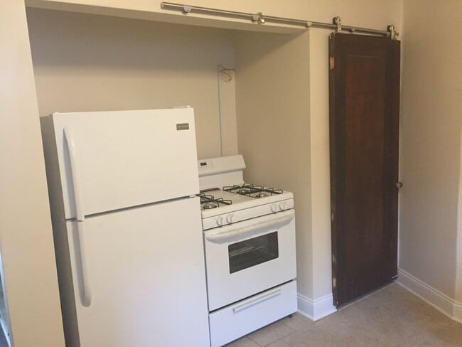 Building Photo - EXTREMELY SPACIOUS AND REMARKABLY REMODELED NORTHSIDE HOME- AVAIL NOW!