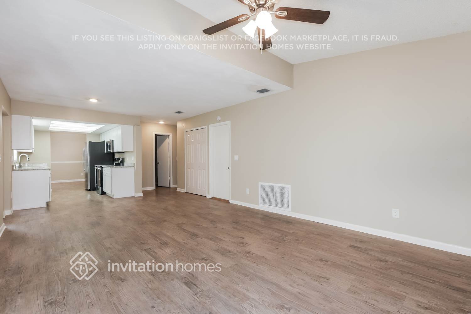 Building Photo - 709 Sandy Creek Dr