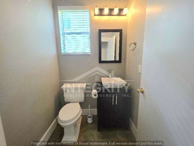 Building Photo - 18822 Sunterra Dr