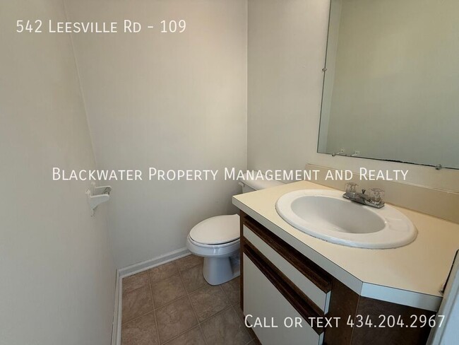 Building Photo - 542 Leesville Rd