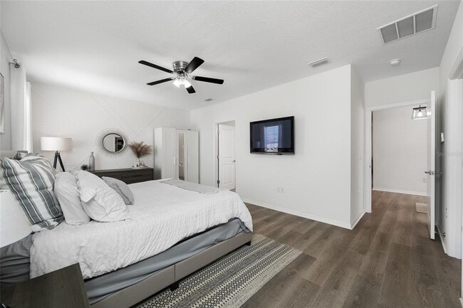 Building Photo - 16826 Secret Meadow Dr