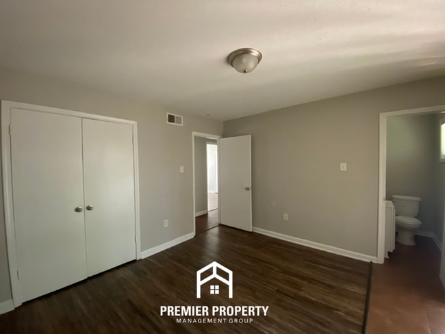 Building Photo - Bright 3BR Home in Raleigh | High Vaulted Ceilings & Large Fenced Backyard