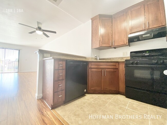 Building Photo - 10208 Independence Ave
