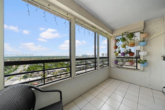 Building Photo - 600 Three Islands Boulevard