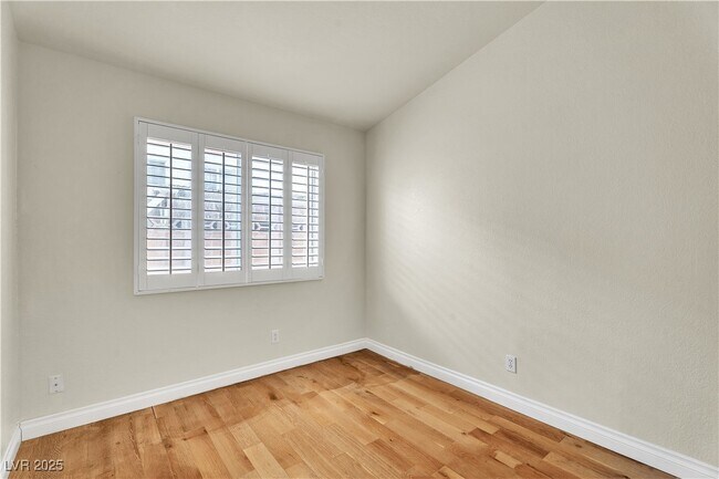 Building Photo - 856 Brass Ring Rd