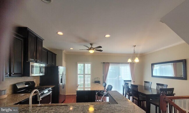 Building Photo - 45954 Iron Oak Terrace