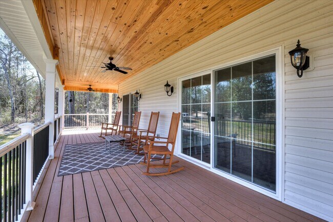 Building Photo - 400 Rish Store Rd