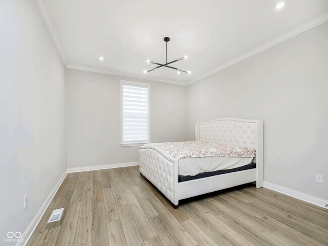 Building Photo - 14755 Legacy Oaks Dr