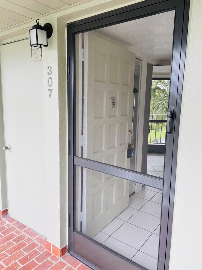 Building Photo - 4080 Tivoli Ct