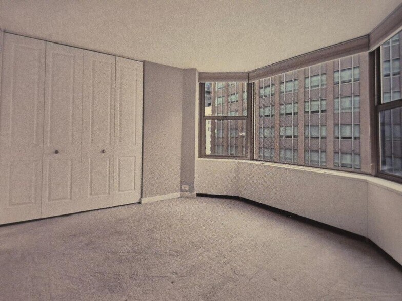 Primary Photo - 535 N Michigan Ave
