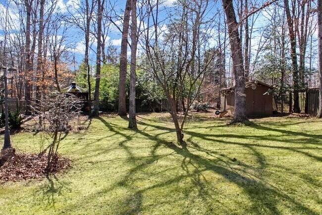 Building Photo - Brick Split Foyer With Large Backyard, 2 K...