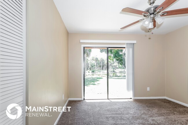 Building Photo - 6621 Fort Pierce Blvd