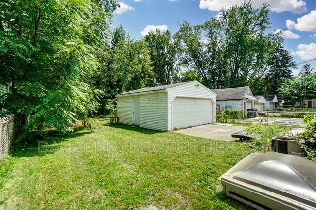 Building Photo - 818 Brookley Blvd