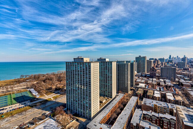 Building Photo - 3660 N Lake Shore Dr