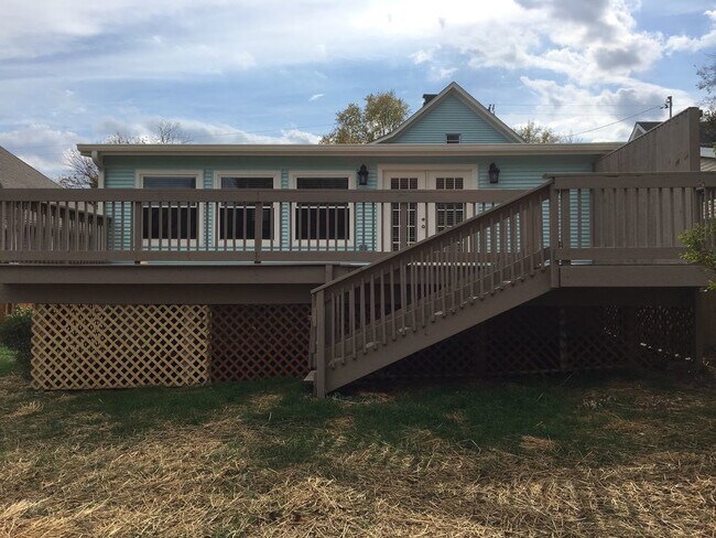 Building Photo - Fantastic East Nashville home close to Shelby Park