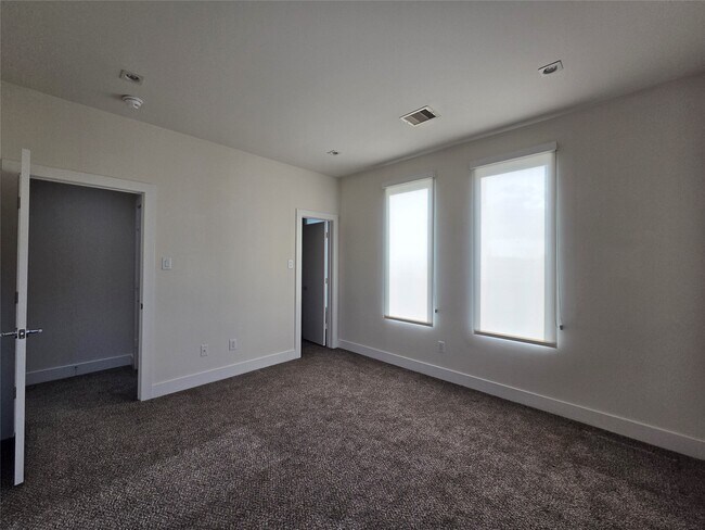 Building Photo - 5403 Tocayo Pl