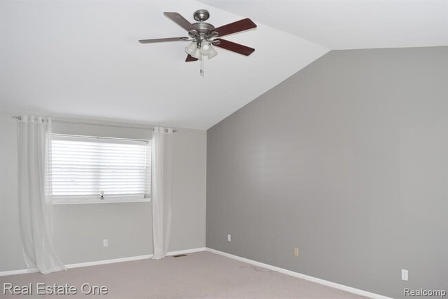 Building Photo - 1272 Poppy Hill Dr
