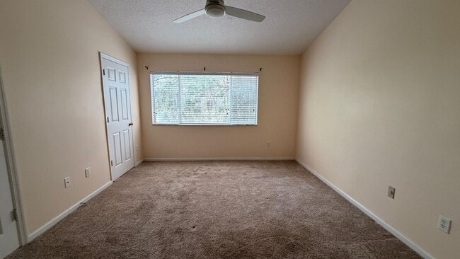 Building Photo - 2912 Woodlands Park Ct