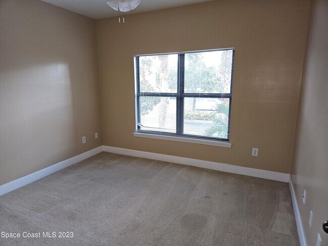 Building Photo - 6441 Borasco Dr