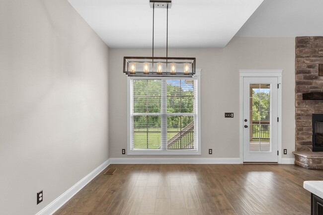 Building Photo - 1004 Chagford Dr