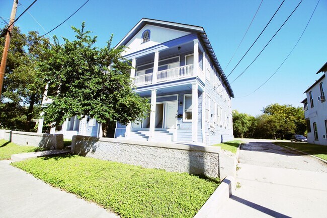 Building Photo - 1716 N Olive St