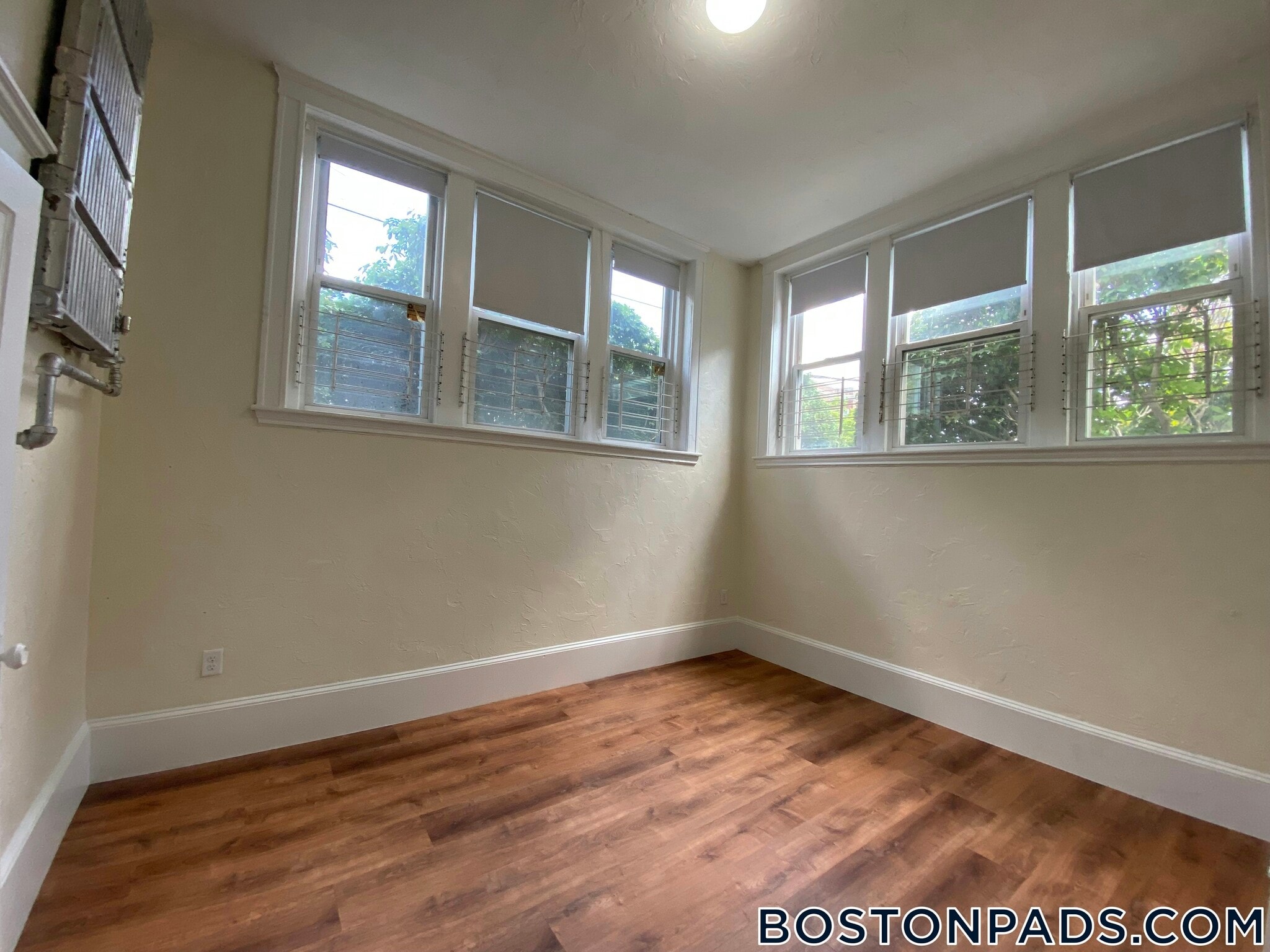 Building Photo - 99 Brainerd Rd