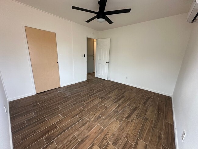 Building Photo - Newly Remodeled 3 bed 1 bath home!