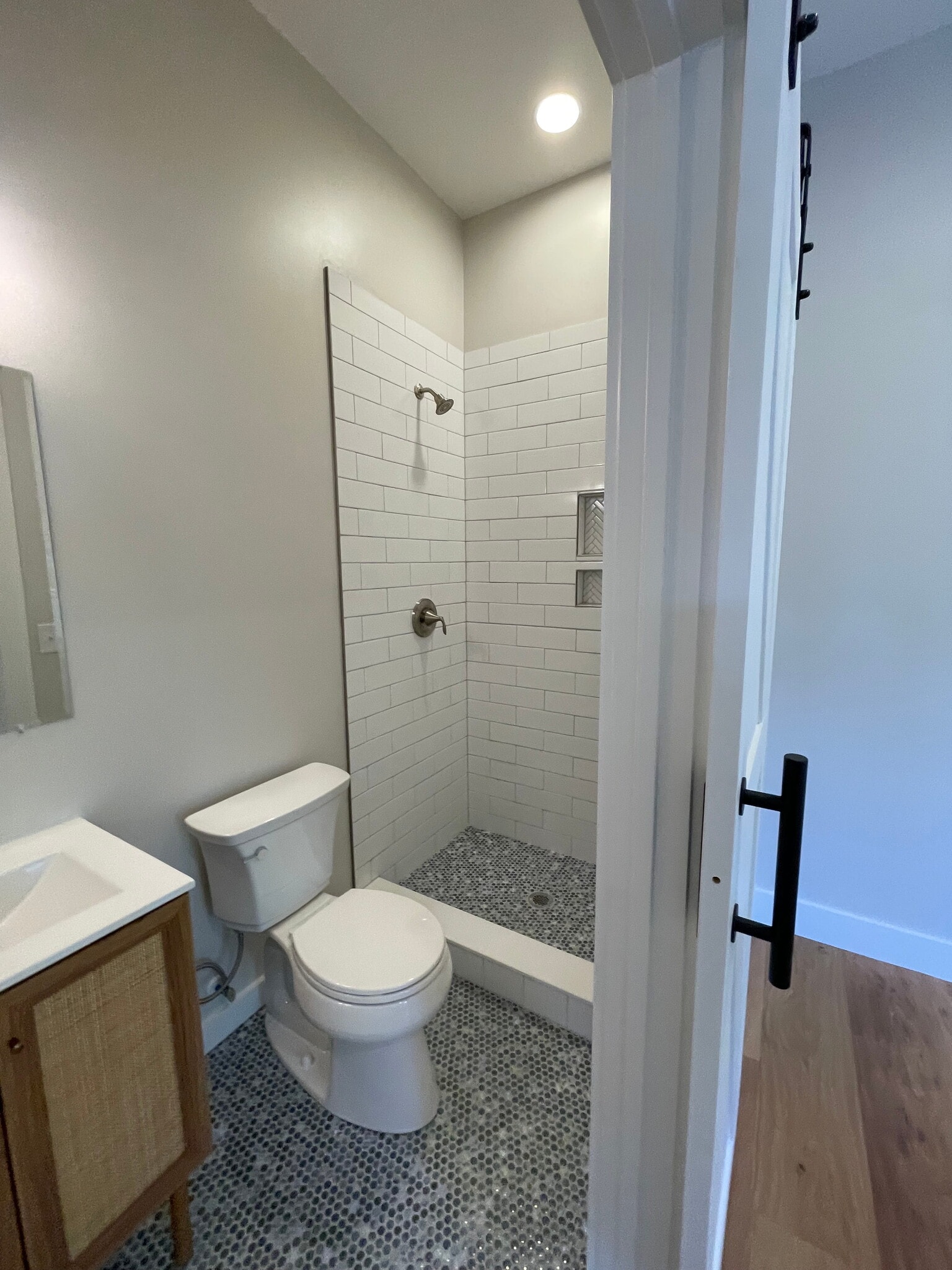 Building Photo - 907 Ashley Ave