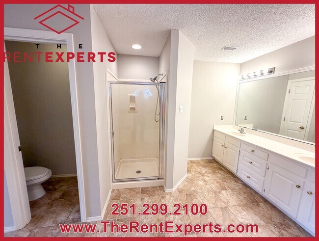 Building Photo - 7210 Ashmoor Dr N