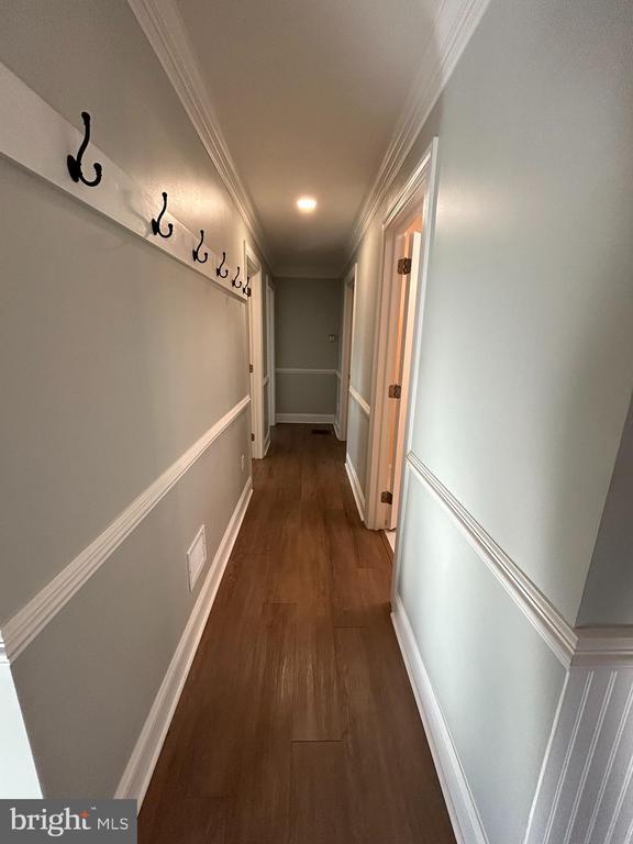 Building Photo - 136 Cedar Knoll Rd