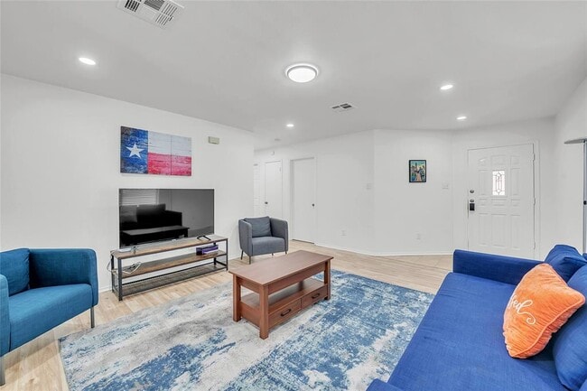 Building Photo - 3514 Banda Ln