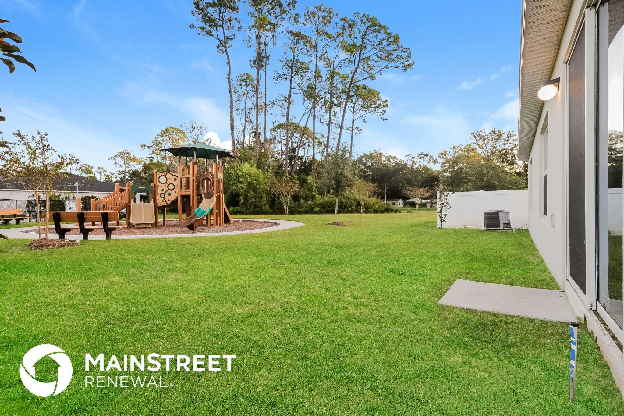 Building Photo - 7367 Ibis Dr