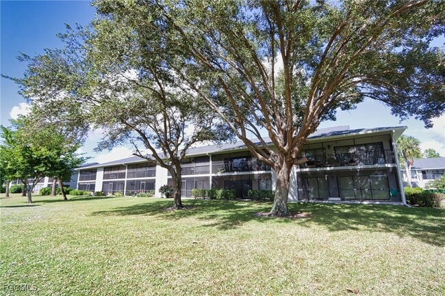 Building Photo - 1208 Commonwealth Cir