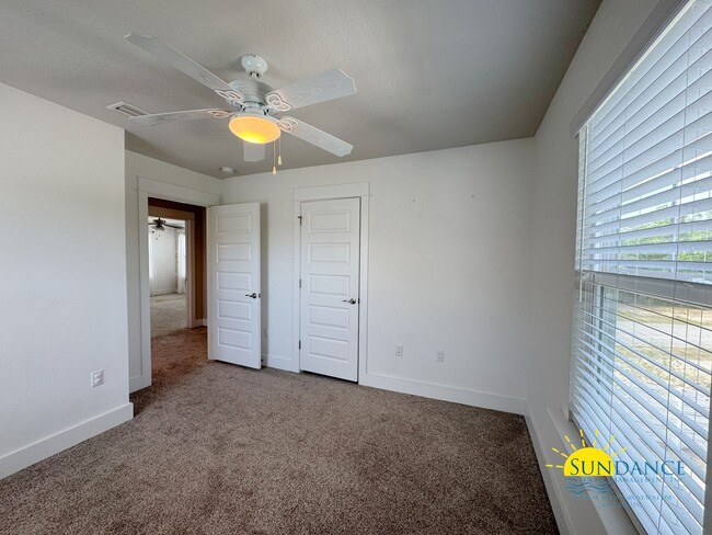 Building Photo - Magnificent 3 Bedroom Home in Santa Rosa B...