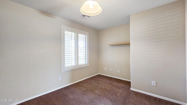 Building Photo - 25039 W Dove Trail