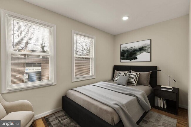 Building Photo - 4131 Hunt Pl NE