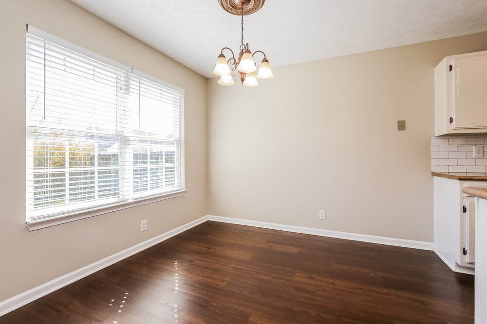 Building Photo - 1179 Everton Dr