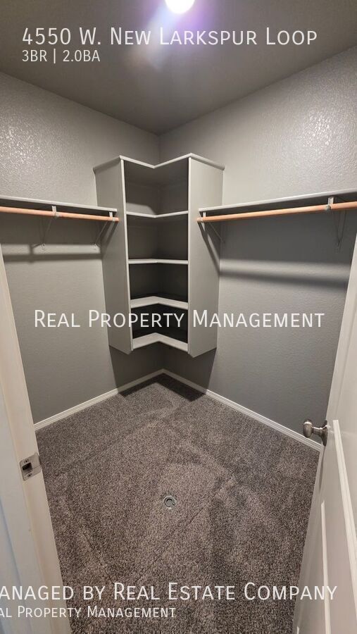 Building Photo - 4550 W New Larkspur Loop