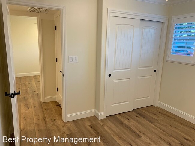 Building Photo - 4 br, 2 bath House - 223 Laguna Dr