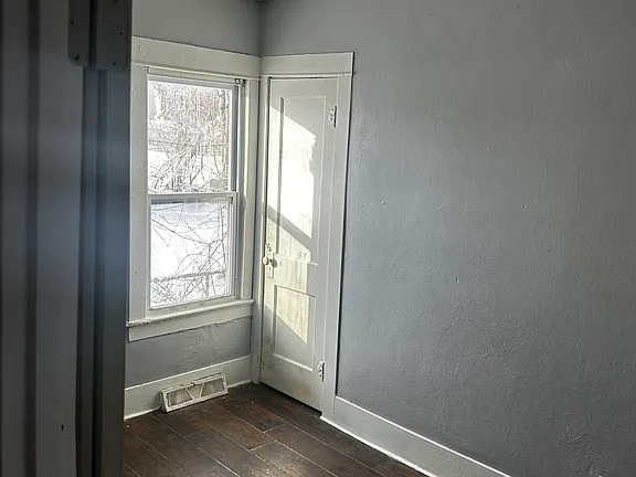 Building Photo - 2621 Davison Rd