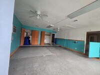 Building Photo - 830 Stonyridge St