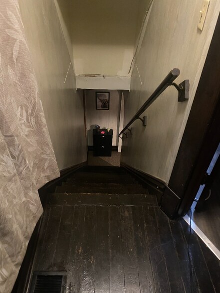 Building Photo - 149 Valley Blvd