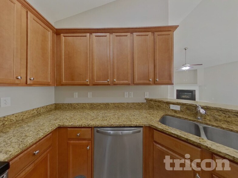 Building Photo - 506 Airdale Ln