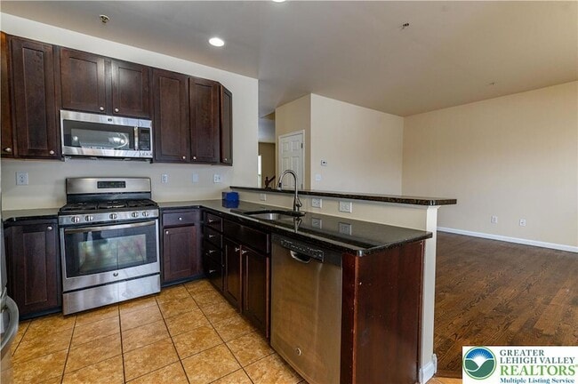 Building Photo - 241 Snapdragon Way