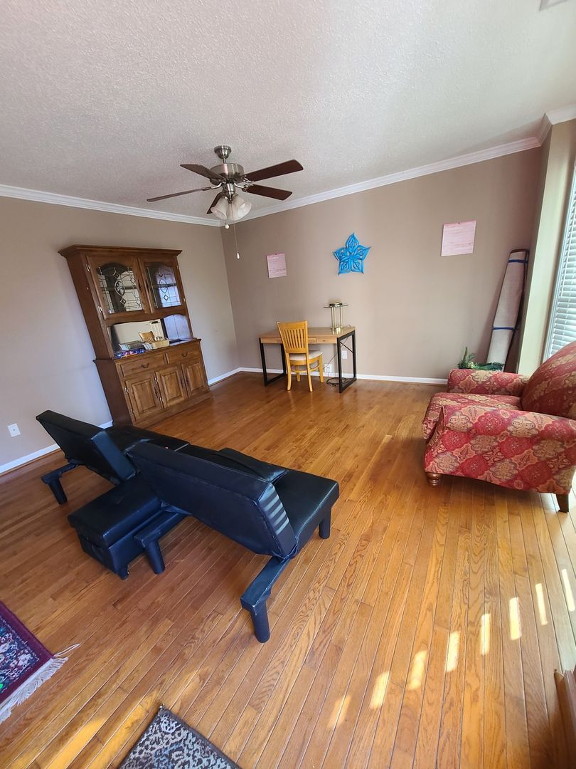 Building Photo - 5004 Falling Creek Ln