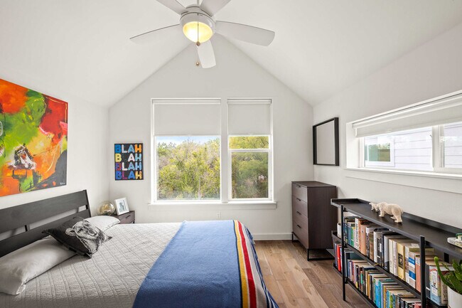 Building Photo - 3109 Aldwyche Dr