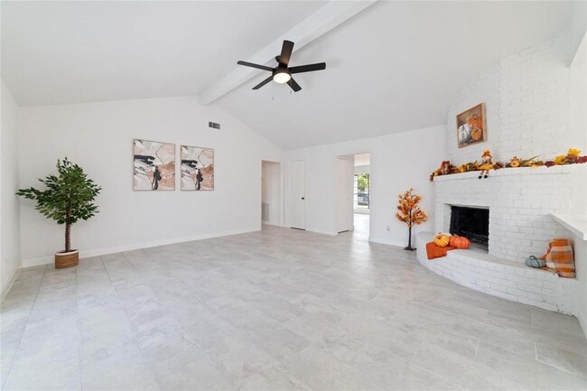 Building Photo - 12018 Troulon Dr